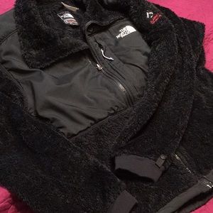 Large North Face summit series women’s coat.